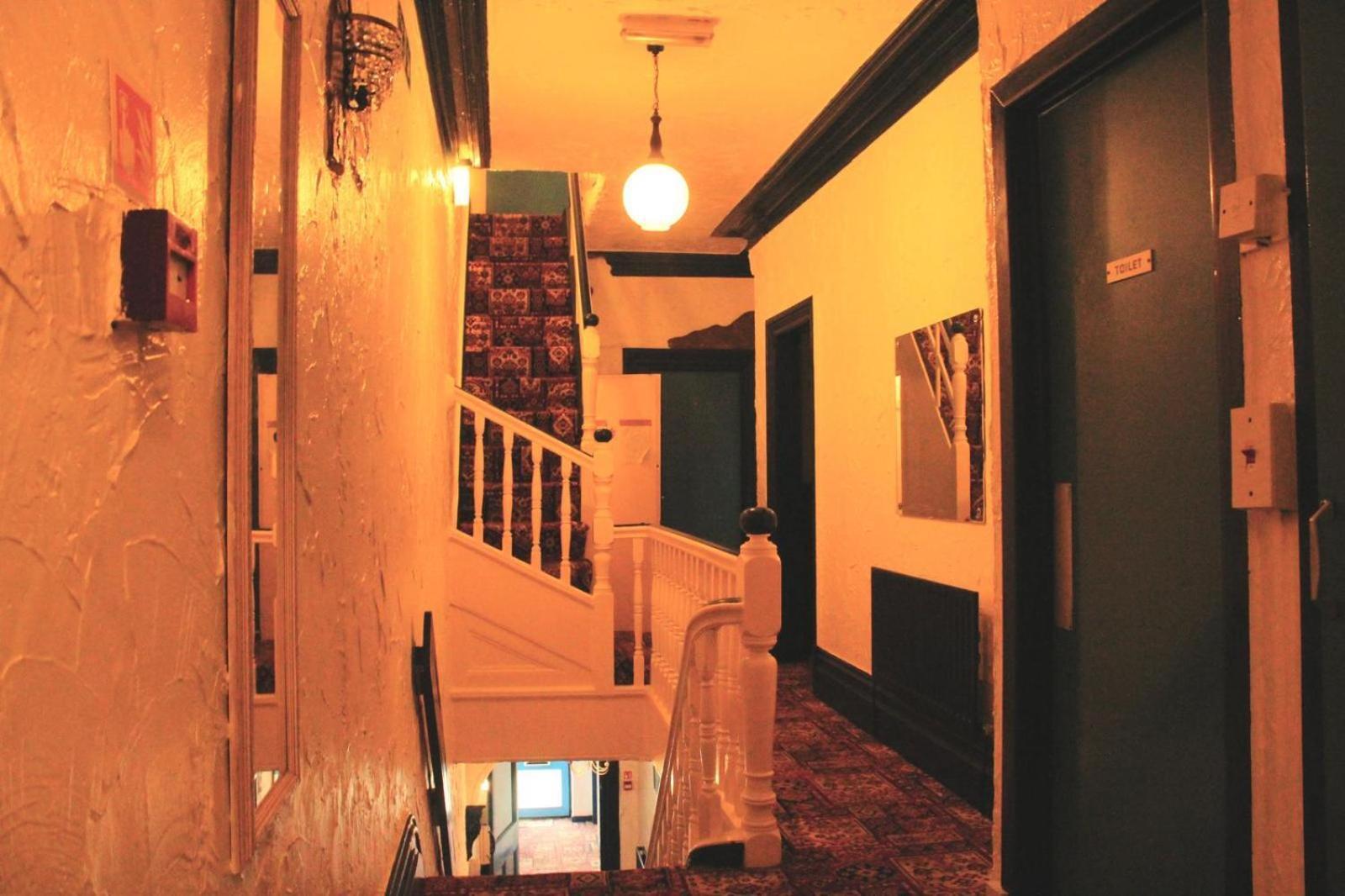 Beach Blackpool Hotel - Great Location, Comfortable Beds Стая снимка